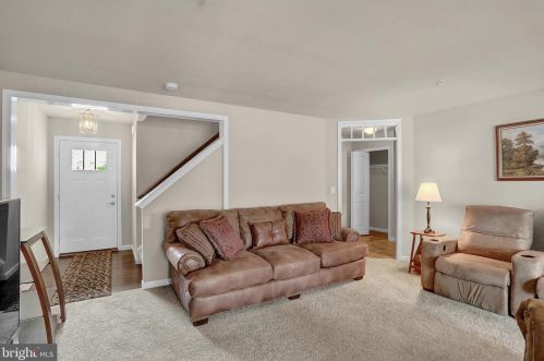 109 Landover Ct, West Enola PA  17025 exterior