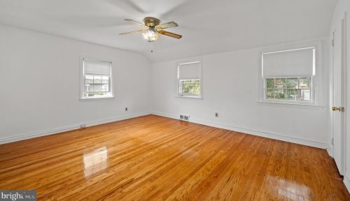 23 Dewey Rd, Cheltenham PA  19012-1413 exterior