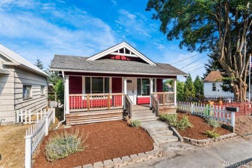 204 Cambrian Ave, Bremerton, WA 98312-4102