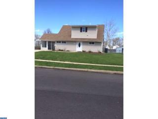 6 Huckleberry Ln, Levittown, PA 19055-1304