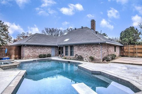 3813 Camino Dr, Plano TX  75074-3445 exterior