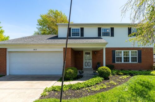 762 Elderwood Dr, Cincinnati, OH 45255-4529