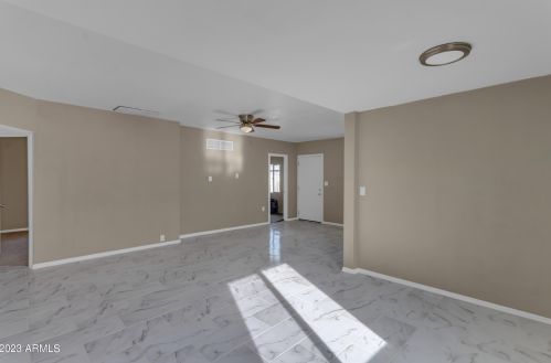 43 Elwood St, Phoenix AZ  85040-1025 exterior