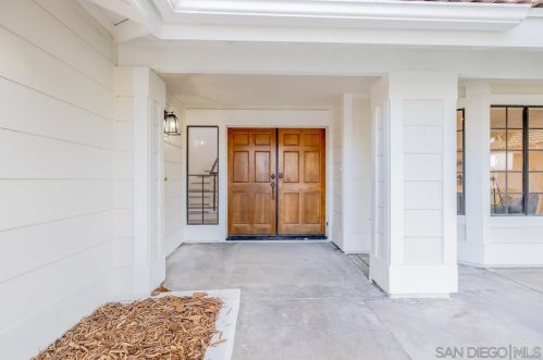 3775 Carnegie Dr, Oceanside CA  92056-6321 exterior