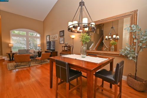 122 Tivoli Ln, Danville CA  94506-4602 exterior