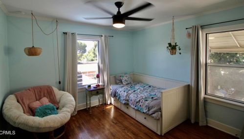 2810 Los Olivos Ln, Glendale CA 91214-2829 exterior