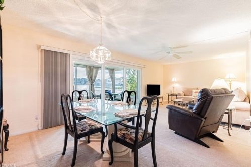 217 Palm Dr, Naples, FL 34112-4952