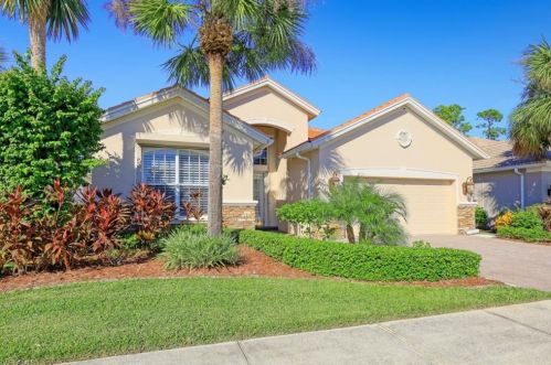 16208 Parque Ln, Naples, FL 34110-2826
