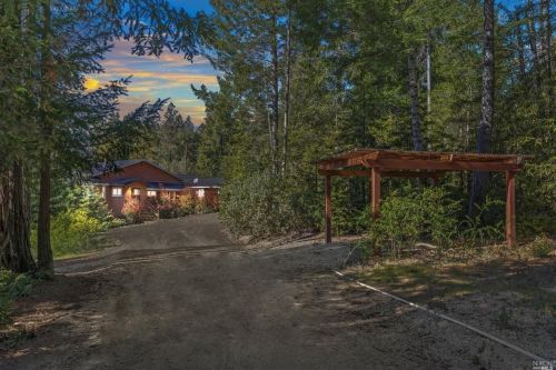 45210 Seaside School Rd, The Sea Ranch CA  95445-8698 exterior