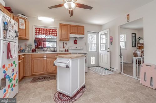 99 Reed St, Frankford DE  19945-9799 exterior