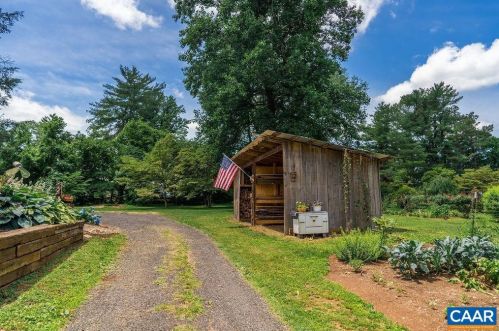 10166 Glebe Rd, Madison Mills VA  22960-2334 exterior