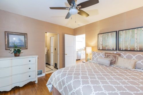 3336 Elliott St, San Diego CA 92106-1326 exterior