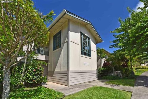 37 Polohina Ln, Lahaina, HI 96761-8386