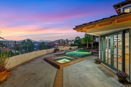 12368 Fairway Pointe Row, San Diego, CA 92128-3231