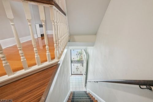 264 Vly St, South Orange NJ  07079-2826 exterior