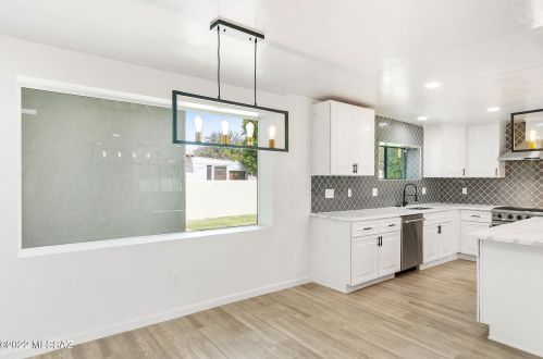 341 Tucson Blvd, Tucson AZ 85713-2065 exterior