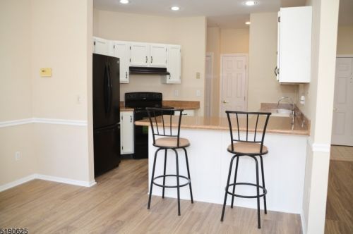 6110 Richmond Rd, West Milford Lakes NJ  07480-5117 exterior