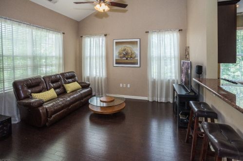 1603 Brook Hollow Dr, Whippany NJ  07981 exterior