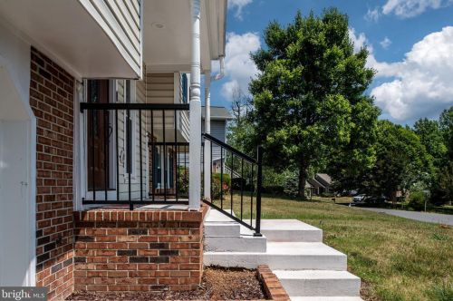 5901 Danielle Dr, Fredericksburg VA  22407-6495 exterior