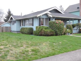 3729 Fawcett Ave, Tacoma, WA 98418-6724