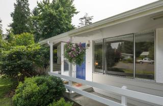 14360 104th Ave, Kirkland, WA 98034-9407