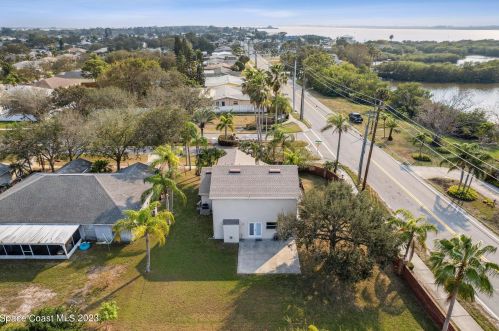 222 Summers Creek Dr, Merritt Island FL  32952-2684 exterior