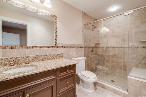 33 Farmstead Ln, Muttontown NY  11545-2601 exterior