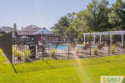 447 Danbury Ln, East Brunswick, NJ 08816-5118