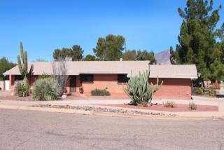 5651 Spring St, Tucson, AZ 85712-2223