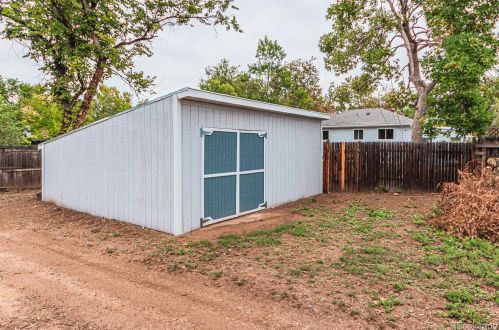 4369 Logan St, Englewood CO  80113-5820 exterior