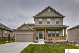 18934 Josephine St, Omaha, NE 68136-1267