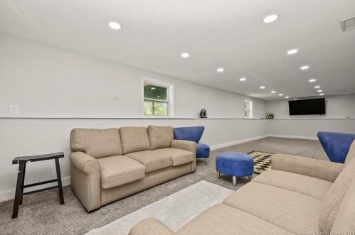 156 Summit Dr, North Branford CT  06471-1234 exterior