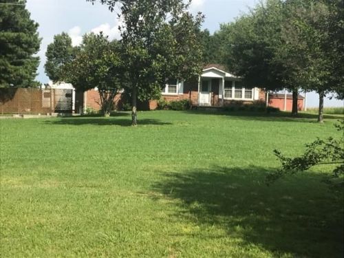 24 Warner Rd, Lawrenceburg, TN 38464-6232