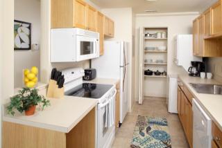 680 Wildflower Dr, Wilkes Barre PA  18702-7920 exterior