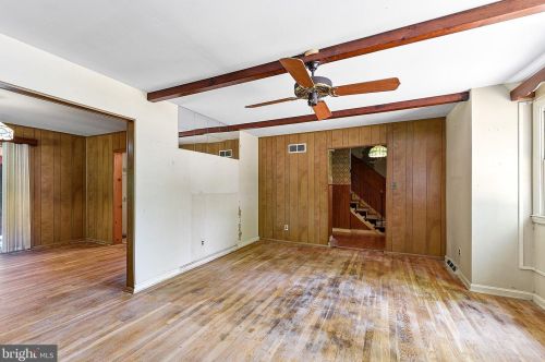 108 Shadow Ct, Dover DE  19904-4816 exterior