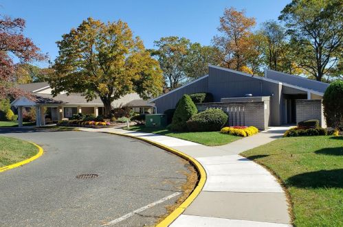 116 Manchester Ct, Tinton Falls NJ  07701-4803 exterior