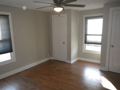 313 Blackson Ave, Austin TX 78752-2618 exterior