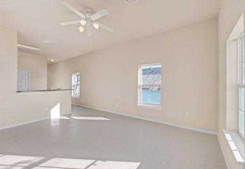 4210 Church St, Galveston TX  77550-1118 exterior