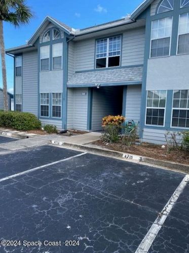 4715 Lake Waterford Way, Melbourne, FL 32901-8534