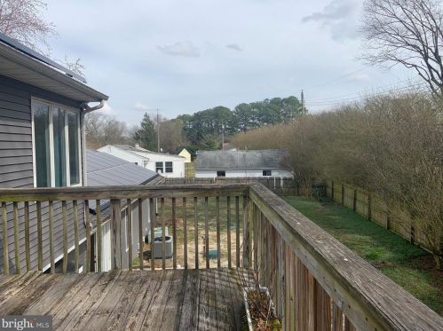 104 Broad Creek Rd, Laurel DE  19956-1124 exterior