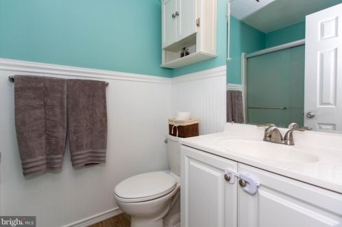 103 Riversedge Dr, Norristown PA  19403-3718 exterior