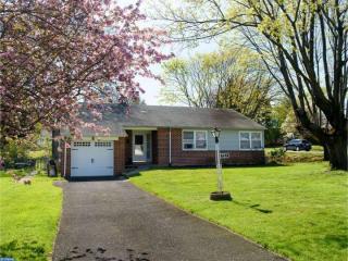 510 Heather Rd, Oreland, PA 19075-2346