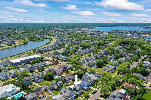 211 Ave, Belmar NJ 07719-2014 exterior