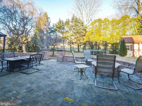 941 Bristol Rd, Southampton PA  18966-1359 exterior