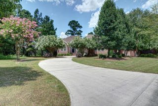 185 Cedar Point Dr, Wallace, NC 28466-2386