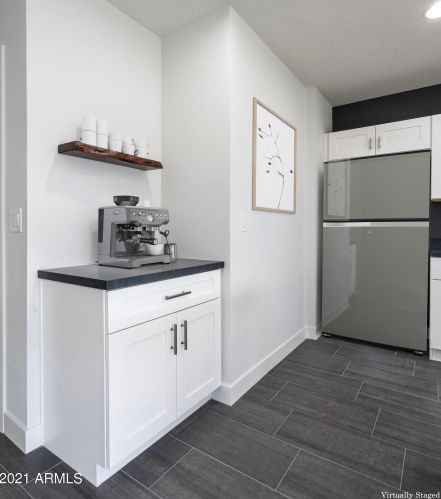 6803 15 St, Phoenix AZ 85040-2321 exterior