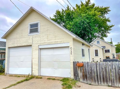 2230 Jackson St, La Crosse WI  54601-5903 exterior