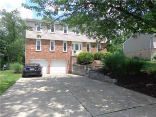 3166 Haberlein Rd, Gibsonia, PA 15044-8259