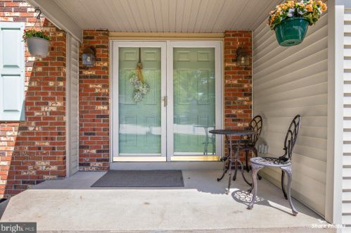 12 York Ct, Erial NJ  08081-2180 exterior