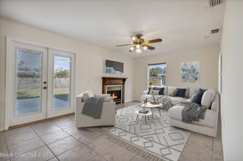 222 Summers Creek Dr, Merritt Island FL  32952-2684 exterior